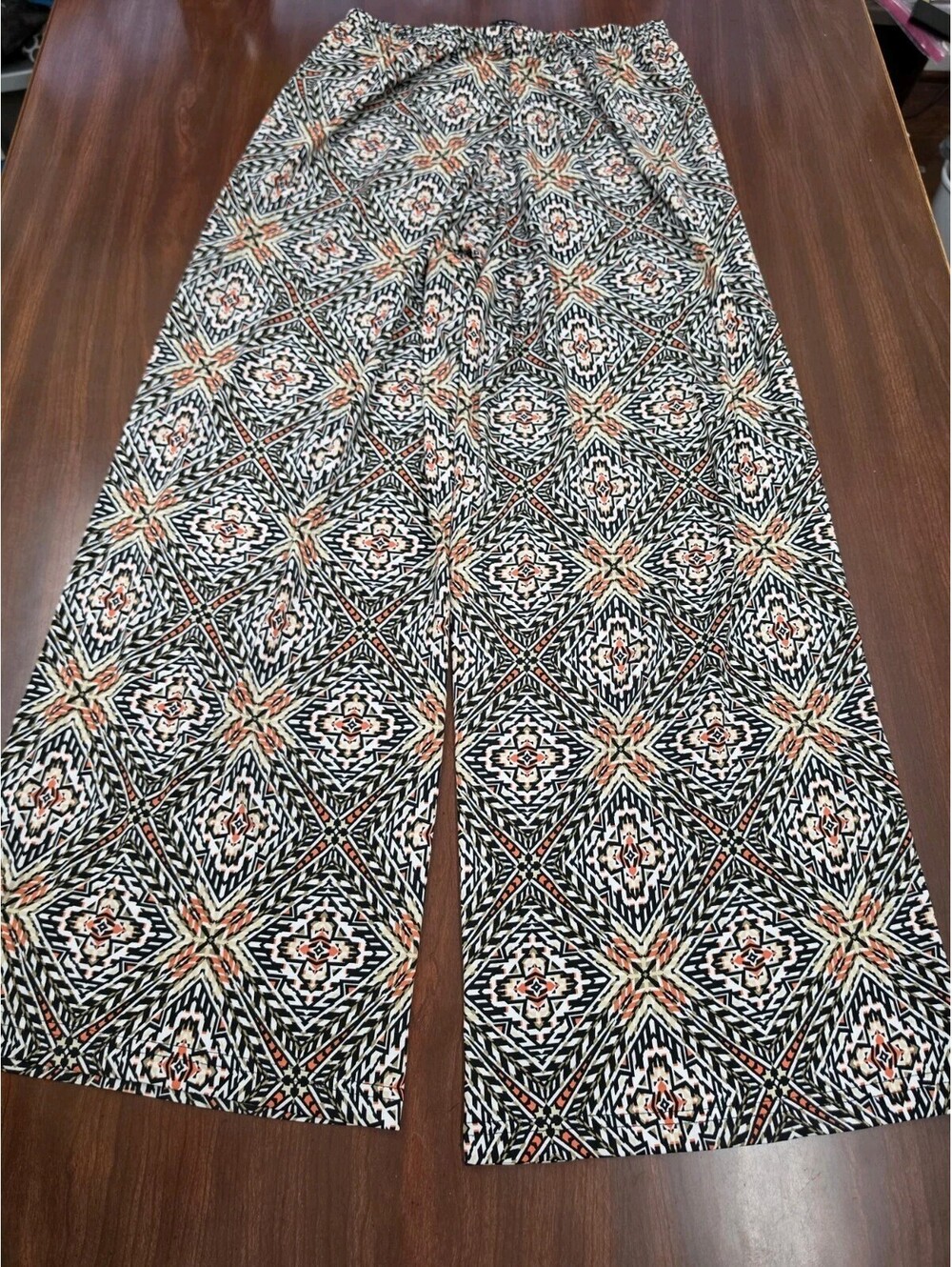 Zac & Rachel Geo Print Wide Leg Palazzo Pants Size M Bohemian Casual 70s Revival